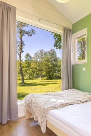 Lumi Resort Domki letniskowe z podgrzewanym basenem, Rewal